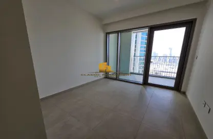 Empty Room image for: Apartment - 3 Bedrooms - 4 Bathrooms for rent in Downtown Views II Tower 1 - Downtown Views II - Downtown Dubai - Dubai, Image 1