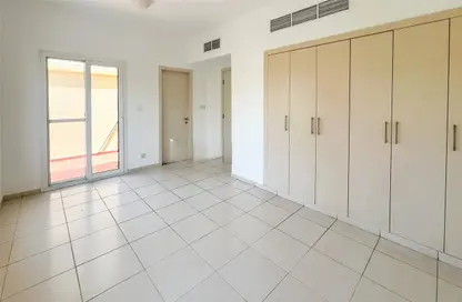Villa - 2 Bedrooms - 3 Bathrooms for rent in Springs 5 - The Springs - Dubai