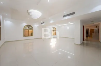 Villa - 4 Bedrooms - 5 Bathrooms for rent in Western Residence North - Falcon City of Wonders - Dubai
