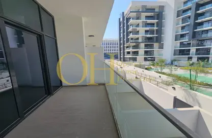 Apartment - 3 Bedrooms - 4 Bathrooms for sale in The Gate - Masdar City - Abu Dhabi