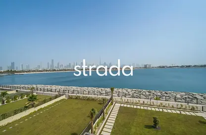 Villa - 5 Bedrooms - 7 Bathrooms for rent in Sur La Mer - La Mer - Jumeirah - Dubai