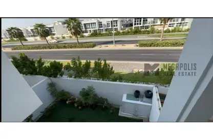 Balcony image for: Villa - 3 Bedrooms - 3 Bathrooms for rent in Albizia - Damac Hills 2 - Dubai, Image 1