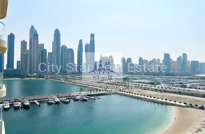 Apartment - 3 Bedrooms - 3 Bathrooms for sale in Marina Vista - EMAAR Beachfront - Dubai Harbour - Dubai