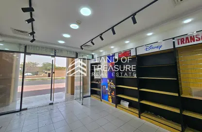 Land - Studio for rent in Twin Tower - Baniyas Road - Deira - Dubai
