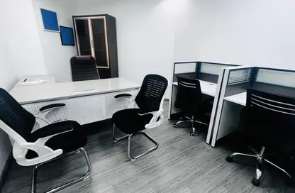 Business Centre - Studio - 4 Bathrooms for rent in Latifa Tower - Sheikh Zayed Road - Dubai