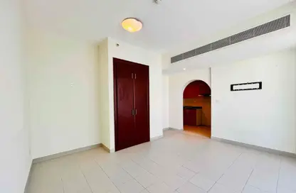 Apartment - Studio - 1 Bathroom for sale in Cricket Tower - Dubai Sports City - Dubai