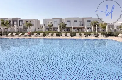 Villa - 3 Bedrooms - 4 Bathrooms for sale in Greenviews 2 - EMAAR South - Dubai South (Dubai World Central) - Dubai