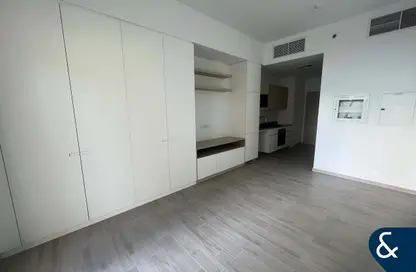 Apartment - Studio - 1 Bathroom for rent in Belgravia 3 - Belgravia - Jumeirah Village Circle - Dubai