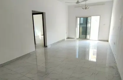 شقة - 2 غرف نوم - 2 حمامات للايجار في 3 المويهات - المويهات - عجمان