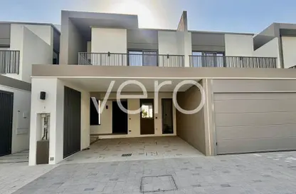 Villa - 3 Bedrooms - 4 Bathrooms for rent in Aura Gardens - Tilal Al Ghaf - Dubai
