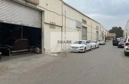 مصنع - استوديو - 2 حمامات للبيع في المنطقة الصناعية رقم 4 - المنطقة الصناعية بالشارقة - الشارقة