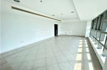 Apartment - 2 Bedrooms - 3 Bathrooms for sale in Princess Tower - Dubai Marina - Dubai