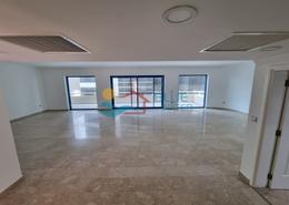 Duplex - 3 bedrooms - 4 bathrooms for rent in Al Khalidiya - Abu Dhabi