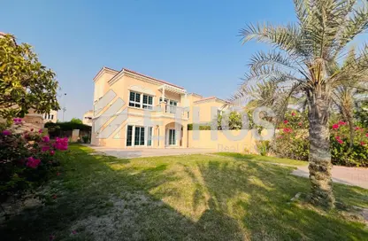 فيلا - 2 غرف نوم - 3 حمامات للايجار في نخيل تاونهاوس - قرية الجميرا سركل - دبي