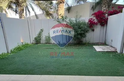 Villa - 2 Bedrooms - 3 Bathrooms for rent in Contemporary Style - Al Reef Villas - Al Reef - Abu Dhabi