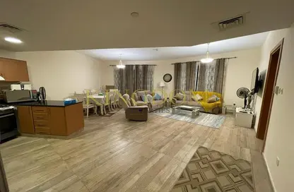 شقة - 2 غرف نوم - 3 حمامات للبيع في C برج - لاجو فيستا - مدينة دبي للإنتاج (اي ام بي زد) - دبي