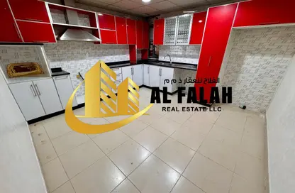 شقة - 2 غرف نوم - 4 حمامات للايجار في شارع التعاون الجديد - التعاون - الشارقة