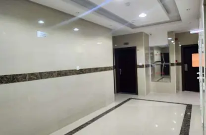 عمارة بالكامل - 8 غرف نوم - 8 حمامات للبيع في الراشدية - عجمان وسط المدينة - عجمان