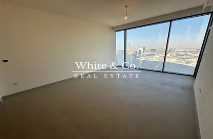 Empty Room image for: Apartment - 3 Bedrooms - 3 Bathrooms for sale in Creek Rise Tower 1 - Creek Rise - Dubai Creek Harbour (The Lagoons) - Dubai, Image 1