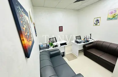 Office Space - Studio - 1 Bathroom for rent in Al Rostamani Building - Port Saeed - Deira - Dubai Office Space - Studio - 1 Bathroom for rent in Al Rostamani Building - Port Saeed - Deira - Dubai