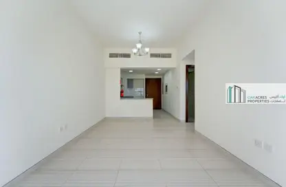 شقة - 2 غرف نوم - 2 حمامات للايجار في إس إس لوتاه ريزيدنس - قرية الجميرا سركل - دبي