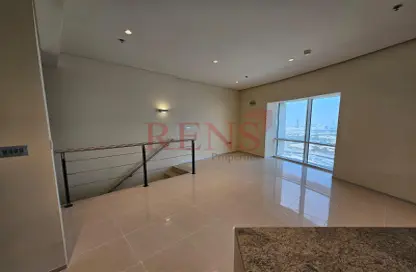 دوبلكس - 2 غرف نوم - 3 حمامات للايجار في برج بارك - شارع الشيخ زايد - دبي