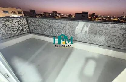 شقة - 2 غرف نوم - 3 حمامات للايجار في مدينة الرياض - أبوظبي