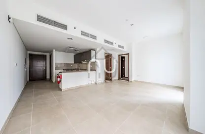 شقة - غرفة نوم - 2 حمامات للايجار في فكتوريا رزدنسي - الفرجان - دبي شقة - غرفة نوم - 2 حمامات للايجار في فكتوريا رزدنسي - الفرجان - دبي