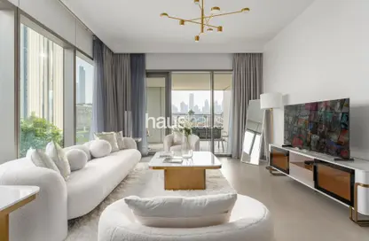 Living Room image for: Apartment - 3 Bedrooms - 4 Bathrooms for rent in Downtown Views II Tower 1 - Downtown Views II - Downtown Dubai - Dubai, Image 1