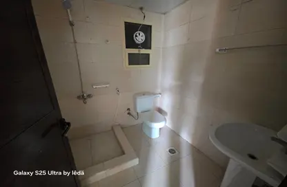 Apartment - 2 Bedrooms - 2 Bathrooms for rent in Al Jurf Industrial 3 - Al Jurf Industrial - Ajman