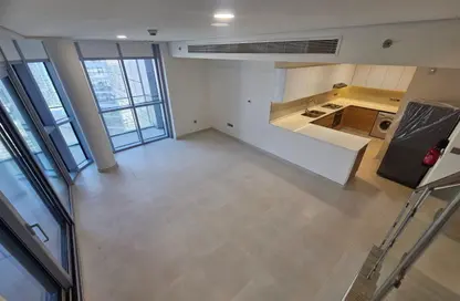 دوبلكس - 2 غرف نوم - 4 حمامات للبيع في راديانت سكوير - مدينة الأضواء - جزيرة الريم - أبوظبي