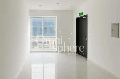 Office Space - Studio for rent in Tamani Art Tower - Business Bay - Dubai