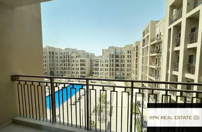 Apartment - 2 Bedrooms - 2 Bathrooms for rent in Zahra Breeze Apartments 3B - Zahra Breeze Apartments - Town Square - Dubai
