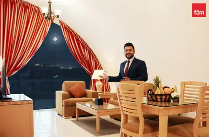 شقة - غرفة نوم - 2 حمامات للايجار في سويسوتيل المروج - دبي وسط المدينة - دبي