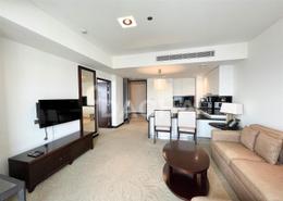 صورةغرفة المعيشة / غرفة الطعام لـ: شقة - 1 غرفة نوم - 2 حمامات للكراء في فندق العنوان دبي مارينا - دبي مارينا - دبي, صورة 1