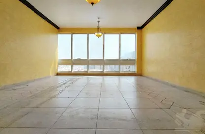 Apartment - 3 Bedrooms - 4 Bathrooms for rent in EREC Building - Al Falah Street - City Downtown - Abu Dhabi