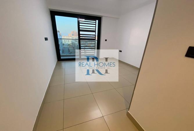 16068750 - صورة العقار 3