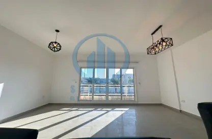 Empty Room image for: Apartment - 2 Bedrooms - 2 Bathrooms for rent in Al Reef Downtown - Al Reef - Abu Dhabi, Image 1