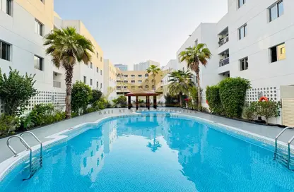 Apartment - 2 Bedrooms - 2 Bathrooms for rent in Al Kifaf Apartments - Al Karama - Dubai