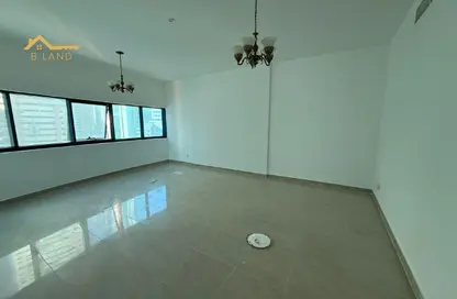 Apartment - 1 Bedroom - 2 Bathrooms for rent in Al Taawun Street - Al Taawun - Sharjah