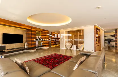 Apartment - 2 Bedrooms - 3 Bathrooms for sale in D1 Tower - Culture Village - Dubai