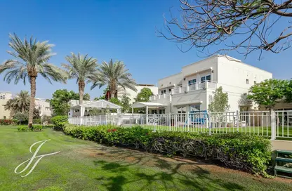 Villa - 5 Bedrooms - 4 Bathrooms for sale in Meadows 1 - Meadows - Dubai