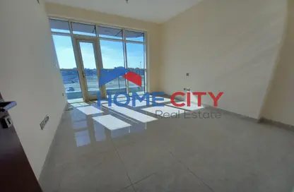 Empty Room image for: Apartment - 2 Bedrooms - 3 Bathrooms for rent in Khalifa City A - Khalifa City - Abu Dhabi, Image 1