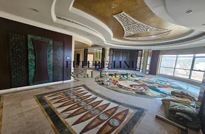 Villa for rent in Umm Suqeim 2 - Umm Suqeim - Dubai