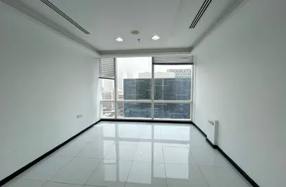 Office Space - Studio - 1 Bathroom for rent in Tamani Art Tower - Business Bay - Dubai