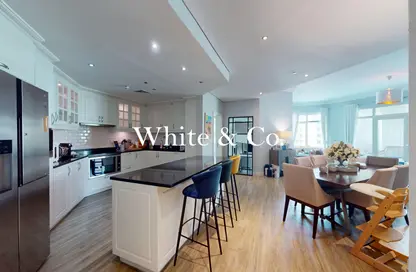 Apartment - 3 Bedrooms - 5 Bathrooms for sale in Al Tamr - Shoreline Apartments - Palm Jumeirah - Dubai