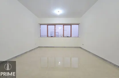 Apartment - 2 Bedrooms - 2 Bathrooms for rent in Al Muroor Tower - Muroor Area - Abu Dhabi