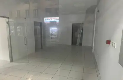 متجر - استوديو - 1 حمام للايجار في 1 الورسان - الورسان - دبي