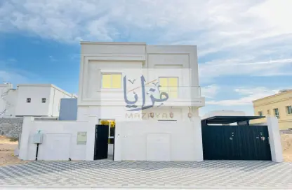 Villa - 5 Bedrooms - 7 Bathrooms for sale in Al Yasmeen 1 - Al Yasmeen - Ajman