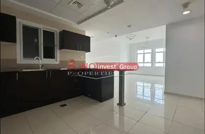 شقة - 2 غرف نوم - 2 حمامات للايجار في برج ربيعة - مجان - دبي لاند - دبي شقة - 2 غرف نوم - 2 حمامات للايجار في برج ربيعة - مجان - دبي لاند - دبي